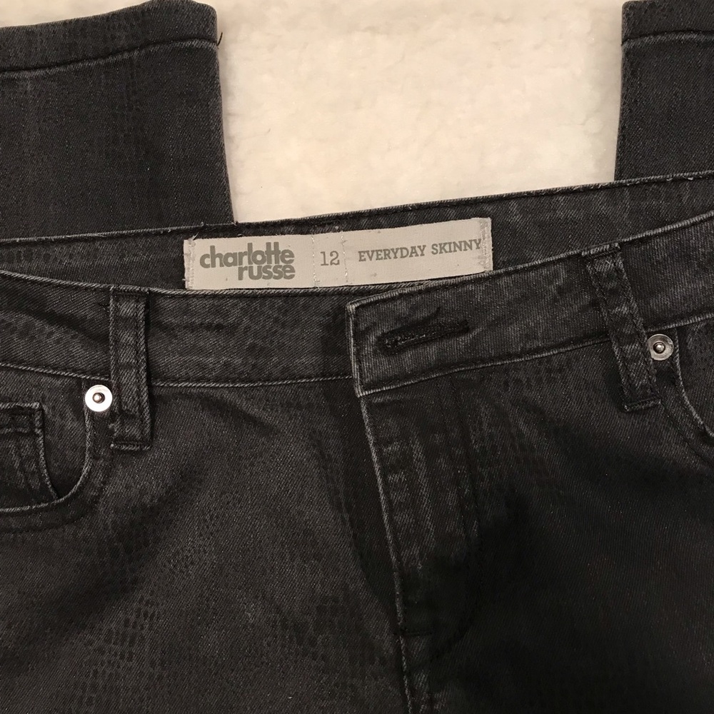 Snake Pattern Jeans - Picture 4 of 5